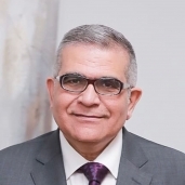 الدكتور أشرف حيدر.. رئيس جامعة مصر