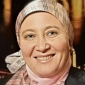 الدكتورة نهلة عبدالوهاب.. استشاري المناعة والبكتريا