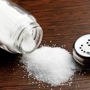 دراسة: هل الملح خطر أم ضرورة للإنسان؟