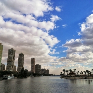 الأرض تستعد لظاهرة غير مسبوقة 14 رمضان.. ماذا يحدث في سماء القاهرة؟