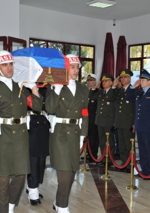 مراسم تسليم جثمان الطيار الروسي في أنقرة