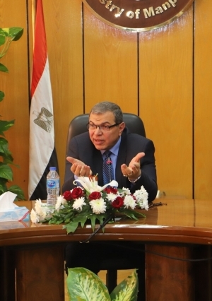 "سعفان"يلتقى بأمينات المرأة : ويؤكد المرأة المصرية كل المجتمع وليس نصفه