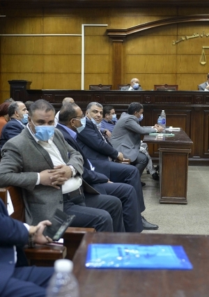 تقديم اوراق المرشحين لمجلس الشعب بجنوب القاهرة تصوير فادي عزت