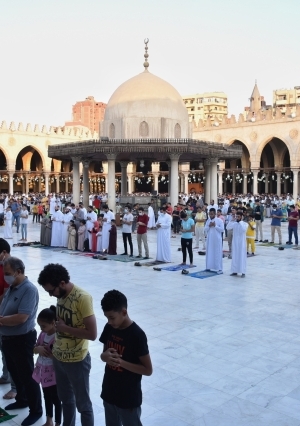 صلاة عيد الأضحى من مسجد عمرو ابن العاص