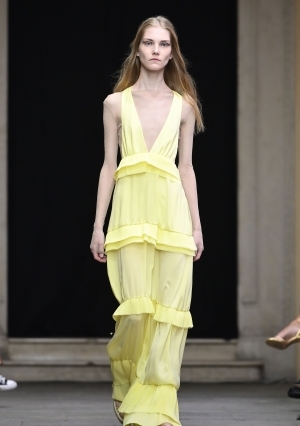 عرض أزياء كريستيانو بوراني لربيع وصيف 2020 في "ميلانو"
