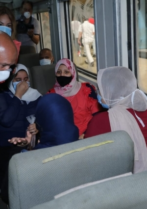 وزير النقل يتفقد مترو الأنفاق عقب قرار تطبيق ارتداء الكمامة إجبارياً
