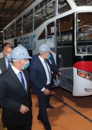 الوزير: مهتمون بتوطين صناعة النقل بمصر وتوفير وسائل نقل جماعي على أعلى مستوى