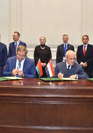 وزيرا التجارة والانتاج الحربي يشهدان توقيع 12 اتفاقية ومذكرة تفاهم بين مصر وبيلاروسيا لتعزيز التعاون بين البلدين