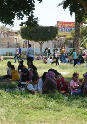 الحدائق تستقبل المصريين فى ثالث أيام العيد