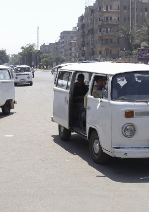 إضراب سائقي الميكروباص بشارع الهرم