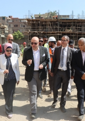 بتكلفة مليار و200 مليون.. محافظ بني سويف يتفقد أعمال تطوير مستشفى ناصر