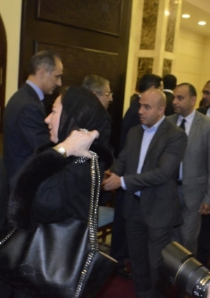 رموز نظام مبارك يؤدون واجب العزاء في الرئيس الأسبق (30 صورة)