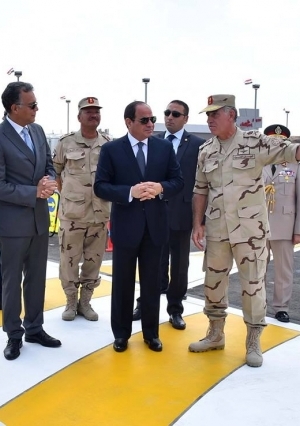 الرئيس السيسي يفتتح مشروعات الطريق الدائري ومحاور النيل