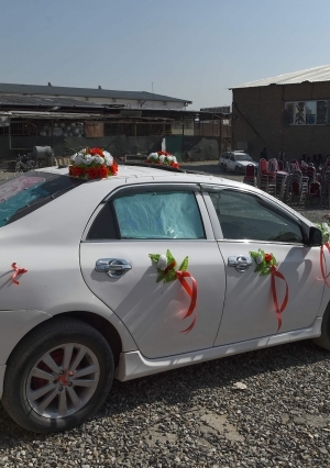 مقتل 63 شخصا وإصابة 182 آخرين في هجوم انتحاري على حفل زفاف بكابول