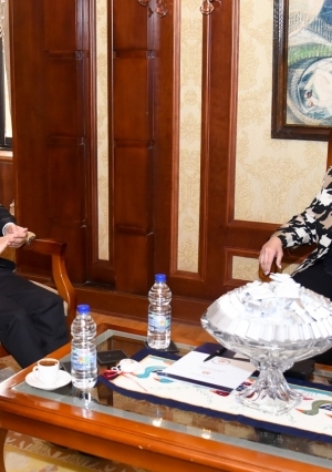وزيرة الهجرة تستقبل السفير مارك باريتي سفير فرنسا لدى القاهرة لبحث ملفات التعاون الثنائي