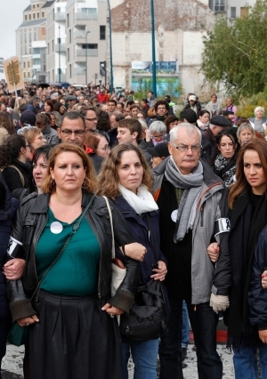 مظاهرة لأولياء الأمور ومديري المدارس في شمال "باريس"