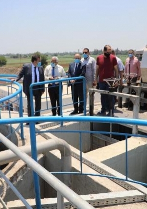 محافظ المنوفية يتفقد مشروع محطة معالجة الصرف الصحى بتكلفة تقديرية 120