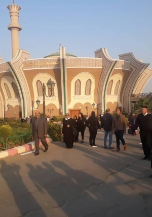 أداء صلاة الجنازة على العميد ساطع النعماني في مسجد الشرطة