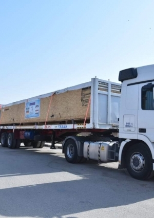 22 سيارة نقل ثقيل تنقل الماكينة النادرة لسيماف