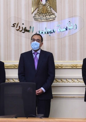 رئيس الوزراء يشهد توقيع اتفاقيتين لتصنيع لقاح سينوفاك الصيني في مصر‎ تصوير سليما ن العطيفى