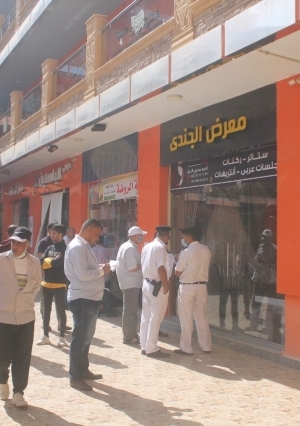 رئيس الجهاز: غلق وتشميع محال تجارية مخالفة بحملة جديدة بمدينة السادات