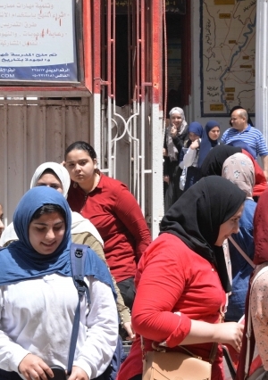 جانب من امتحانات الثانوية العامة في القاهرة والمحافظات