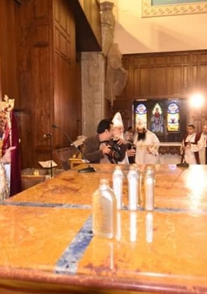 البابا يترأس قداس تدشين الكاتدرائية
