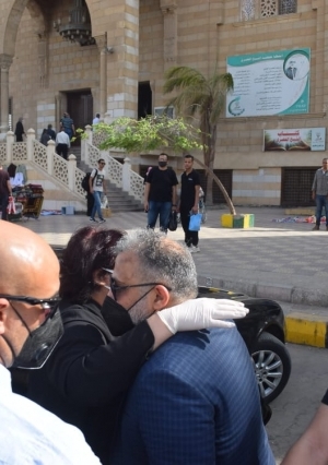 جنازة الموسيقار المصري عبده داغر من مسجد الحصري بحضور وزيرة الثقافة