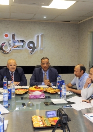 ندوة رئيس جامعة القاهرة في "الوطن"