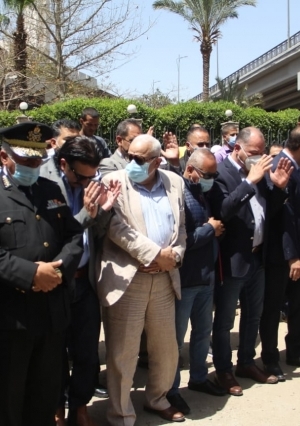 جنازة مكرم محمد احمد بحضور نقيب الصحفيين