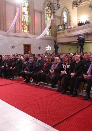 كبار رجال الدولة وعدد من الشخصيات العامة في احتفال الطائفة الإنجيلية بعيد الميلاد بكنيسة قصر الدوبارة بوسط القاهرة