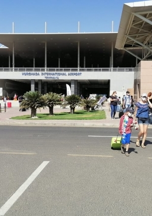 مطار الغردقة يستقبل أول رحلة طيران خارجية من أوكرانيا