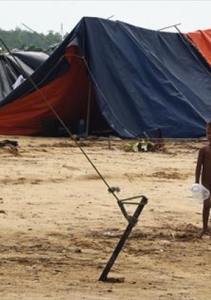 "أطباء بلا حدود" تحذر من كارثة صحية في مخيمات الروهينجا في بنجلاديش