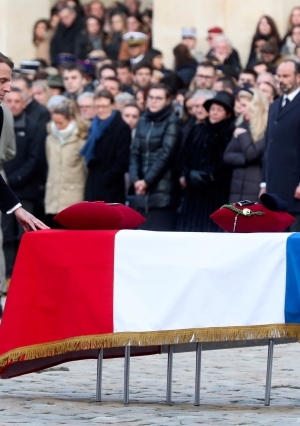 مراسم تكريم رسمية في باريس لجثامين 13 جنديا فرنسيا