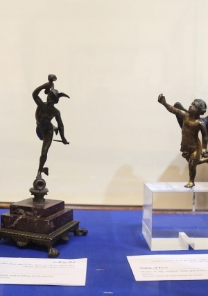 العناني يفتتح معرض "الرياضة عبر العصور" بالمتحف المصري بالتحرير