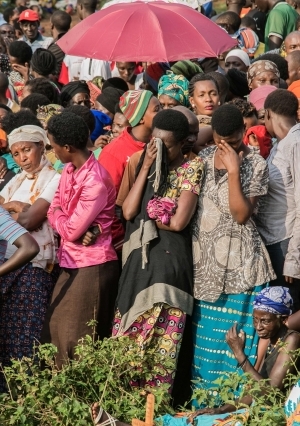 جنازات ضحايا انهيار منجم في رواندا