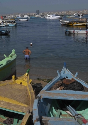 الهروب من الحر للبحر بالاسكندرية - تصوير احمد ناجي دراز
