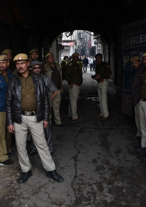 مقتل 43 شخصًا في حريق مصنع بالعاصمة الهندية نيودلهي