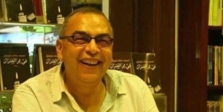 الكاتب أحمد خالد توفيق