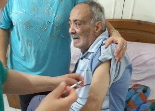 تطعيم نزلاء دار المسنين بمستشفي السلام بلقاح كورونا في الزقازيق