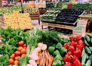 أسعار الخضراوات والفاكهة في سوق الجملة بـ6 أكتوبر اليوم