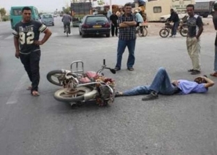 إصابة شخصين في انقلاب دراجة نارية على طريق «بني سويف - الفيوم»