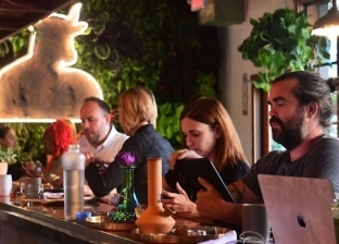افتتاح أول مقهى للحشيش قرب هوليوود: "هيوفرلك منيو زي بتاع المطاعم"