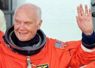 وفاة جون جلين أول أمريكي نفذ رحلة في مدار الأرض عن عمر ناهز 95 عاما