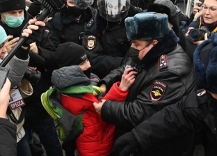 الشرطة الروسية تعتقل عددا من المحتجين على اعتقال نافالني