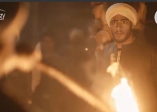 أحداث مسلسل موسى الحلقة 3.. محمد رمضان يحرق «حميد» وينضم إلى المطاريد