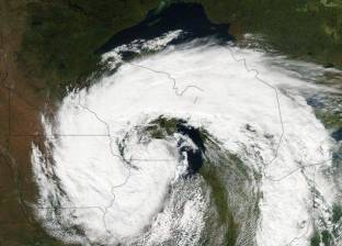 السلطات الأمريكية ترفع مستوى التحذير من إعصار "هارفي" للفئة الـ4