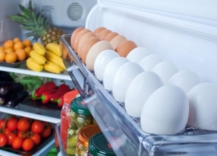 استشاري تغذية: 3 طرق خاطئة لتخزين البيض تحوله إلى مادة سامة