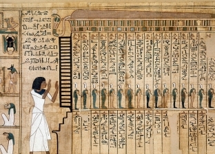 كفن مومياء مصرية يبهر العالم: عمره 2300 سنة