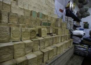 تجارية "القاهرة" ارتفاع زيت الزيتون يقلل إنتاج صابون النابلسي في الأسواق